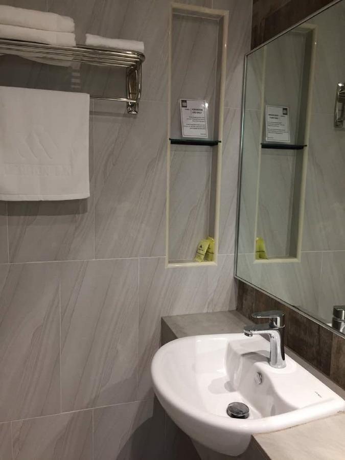 Meriton Inn Kuantan Bagian luar foto