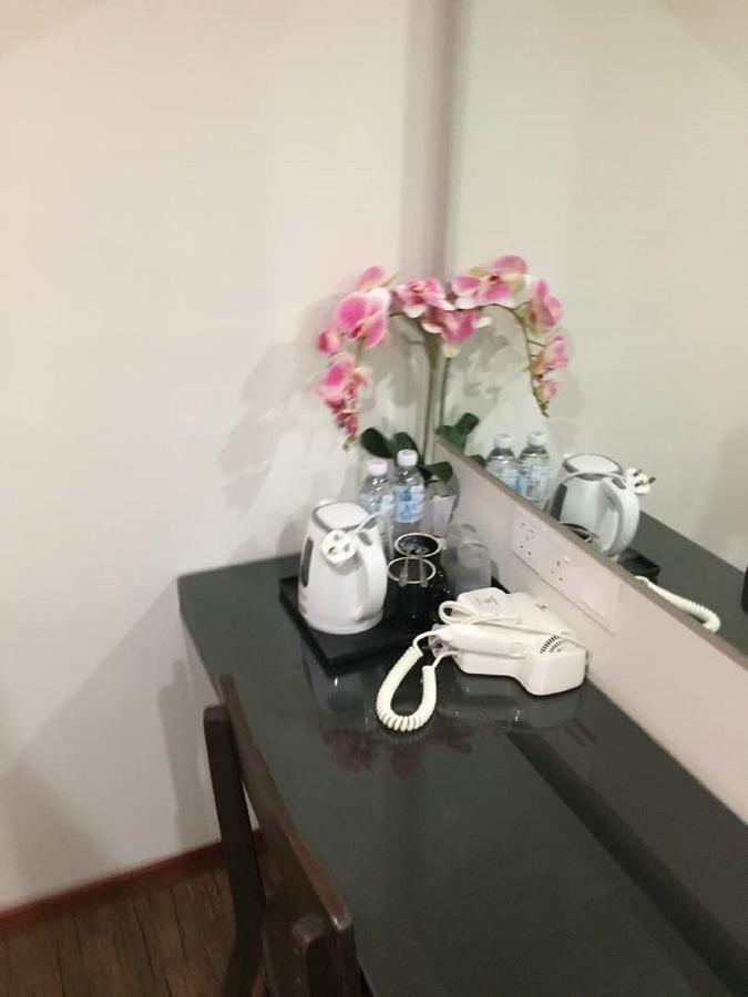 Meriton Inn Kuantan Bagian luar foto