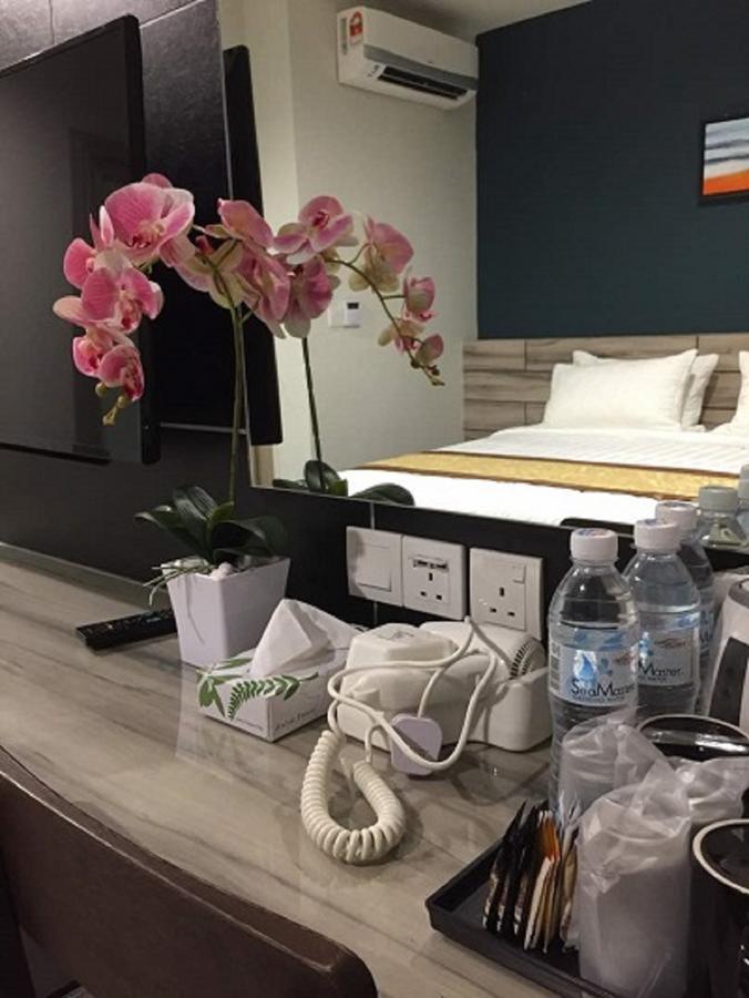 Meriton Inn Kuantan Bagian luar foto