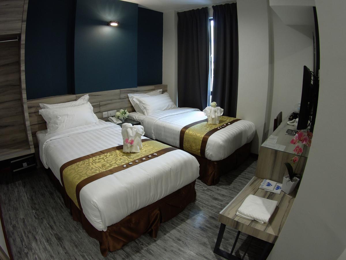 Meriton Inn Kuantan Bagian luar foto